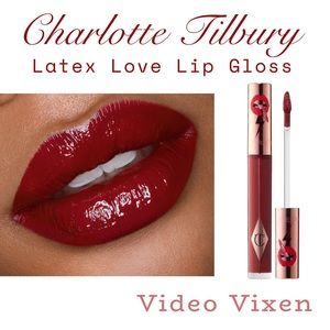Charlotte Tilbury lip gloss